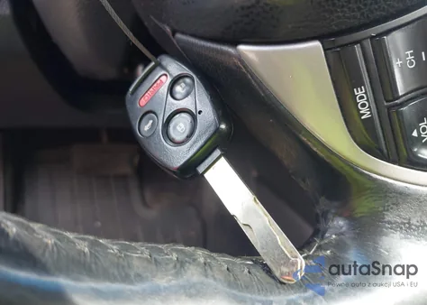 2008 Honda Accord 2.4 Ex-L from USA, damaged, VIN 1HGCP26878A022313